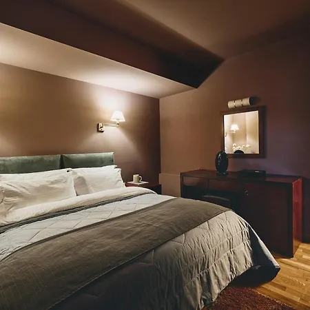 Nostos Suites By White Hills Pensión