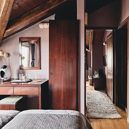 Nostos Suites By White Hills Pensión
